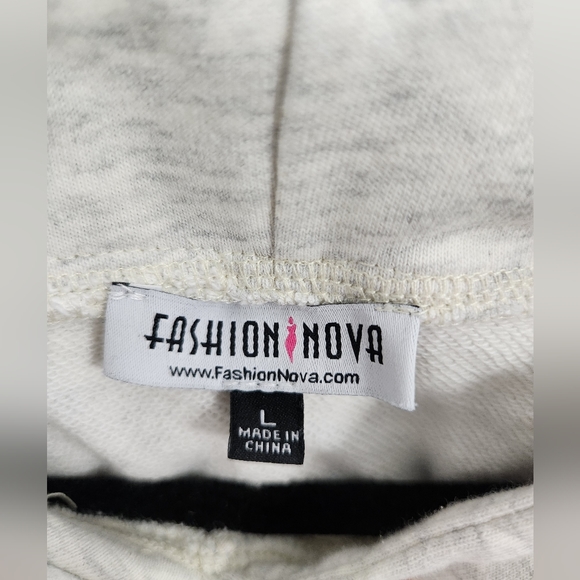 Fashion Nova Oversized Hoodie - Picture 4 of 4